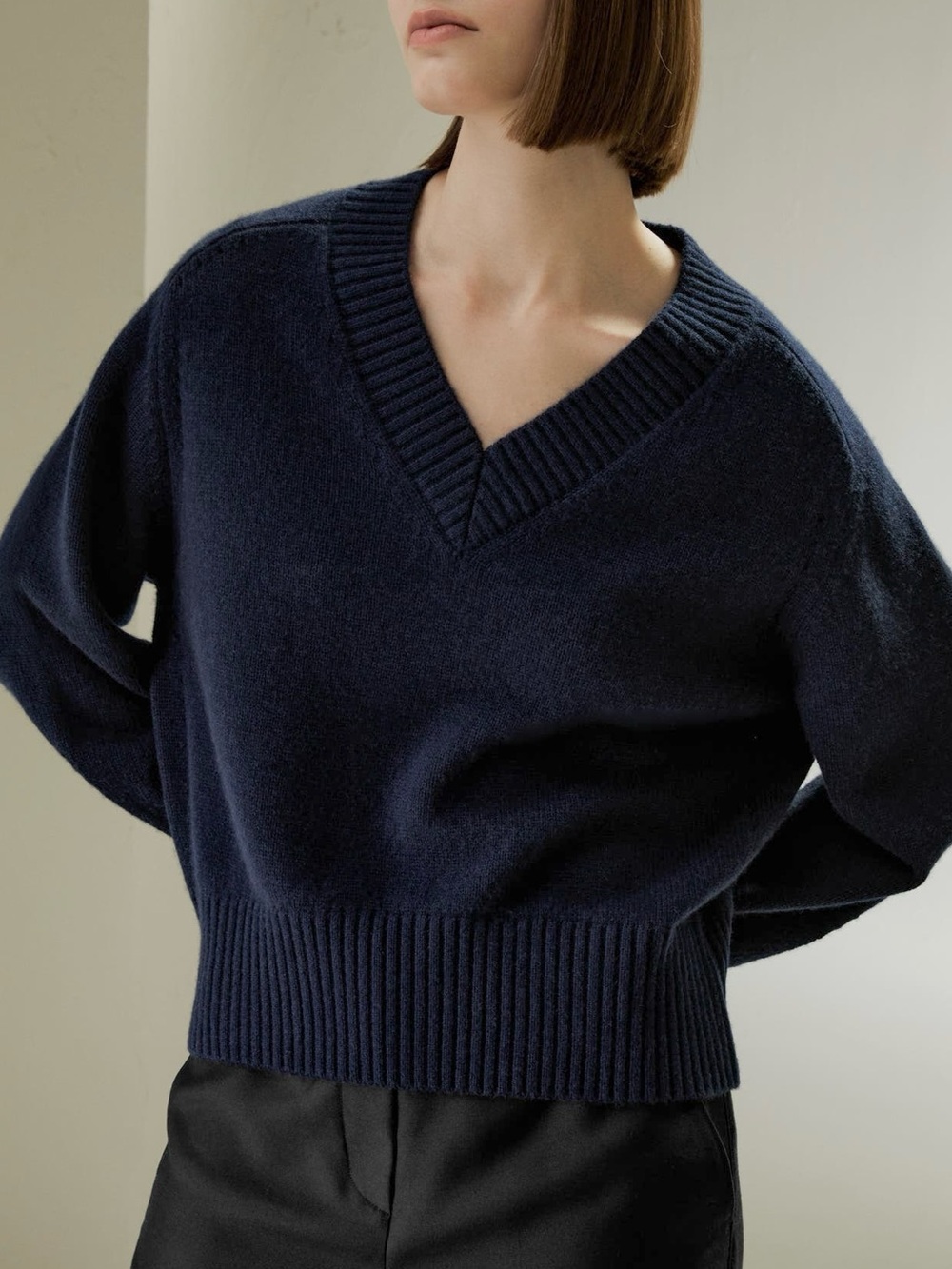 LILYSILK V-Neck Relaxed Fit Wool Cashmere Blend Sweater